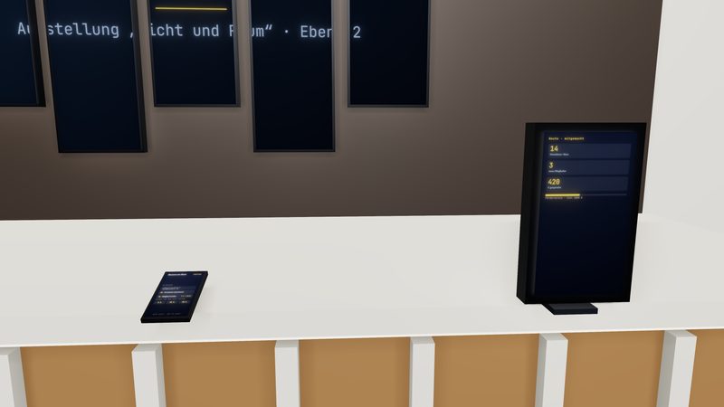 Besucher im Foyer nutzt Newsletter- und Spendenfunktion auf dem Handy